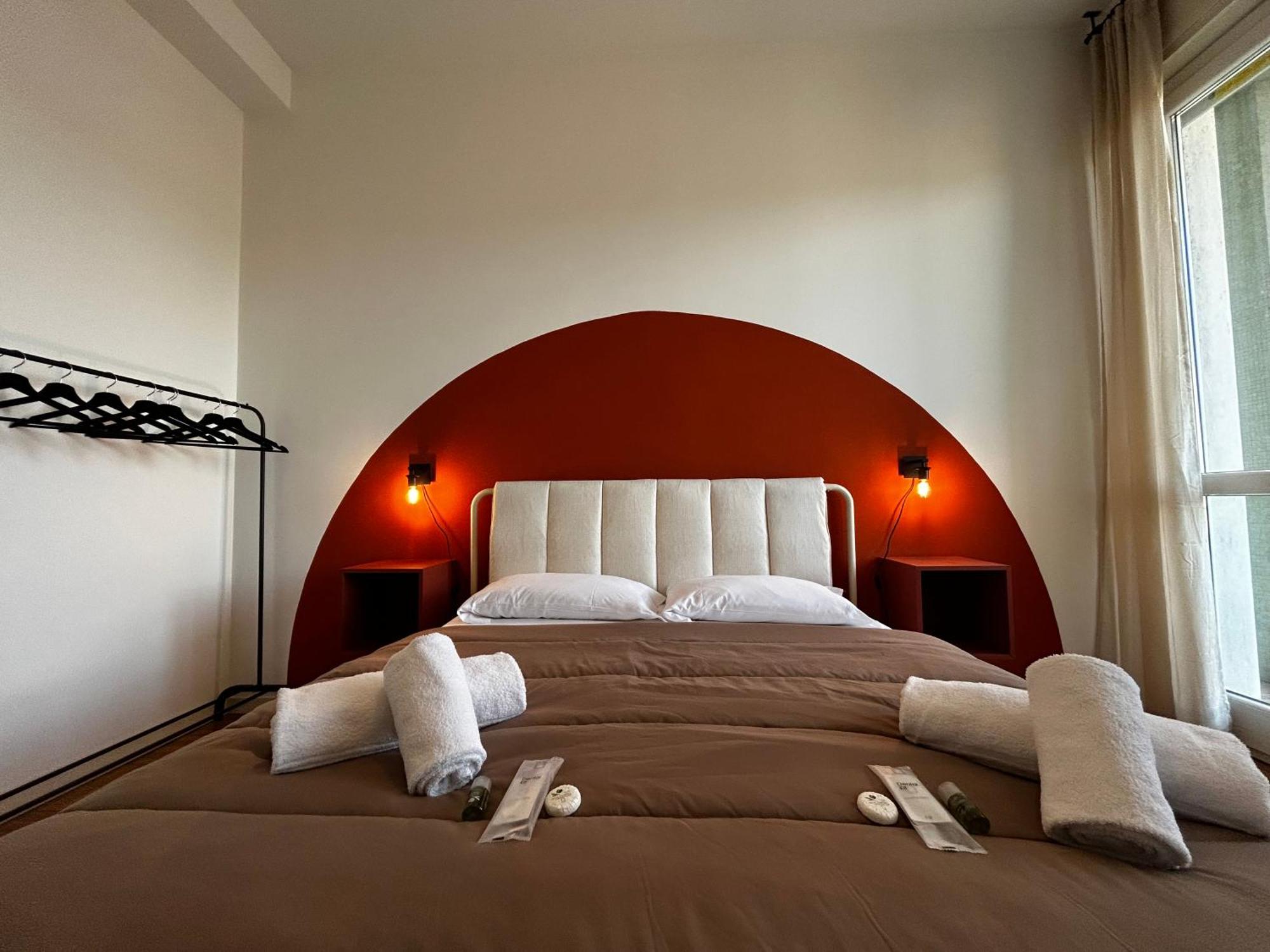 Big House-Private Parking-12" Walk From The Arena Apartment Verona Ngoại thất bức ảnh